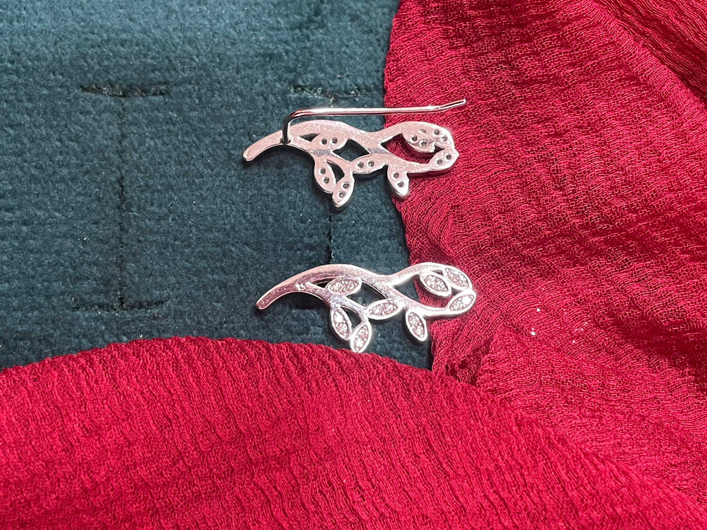 92.5 silver stylish classy leaf earcuffs