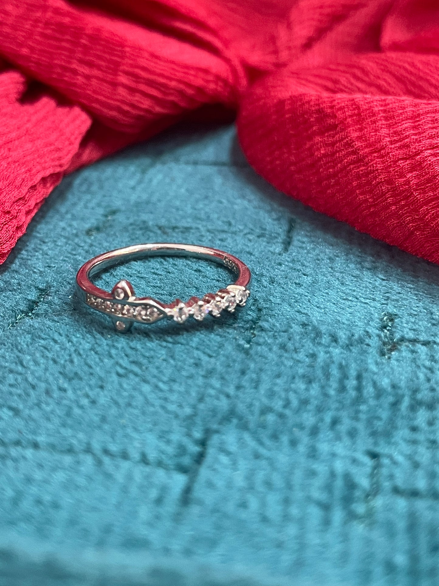 92.5 Silver Minimal Ring for Women Size 9 | Sleek Modern Design | Elegant Fashion Jewellery