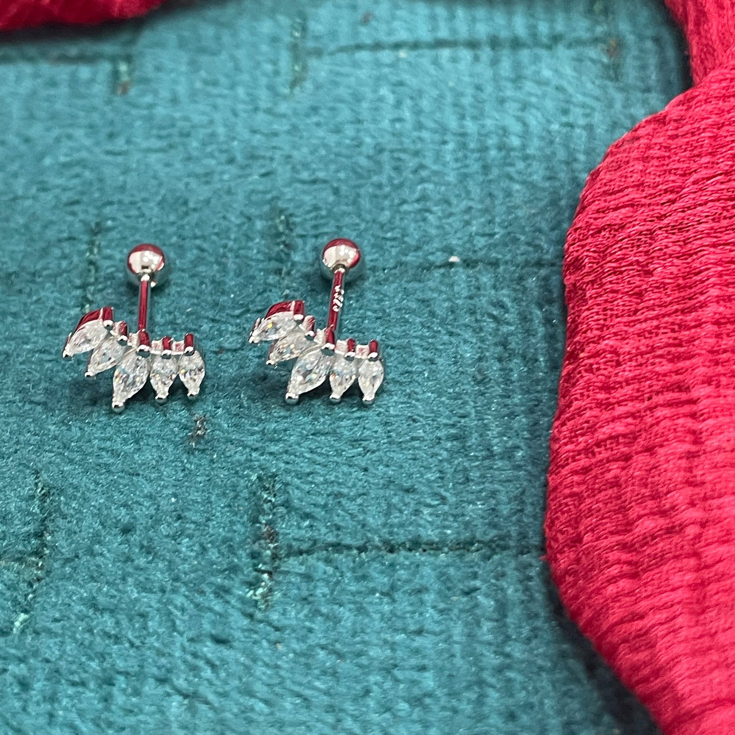 925 Silver 5 Leaf Helix Studs - Ball back
