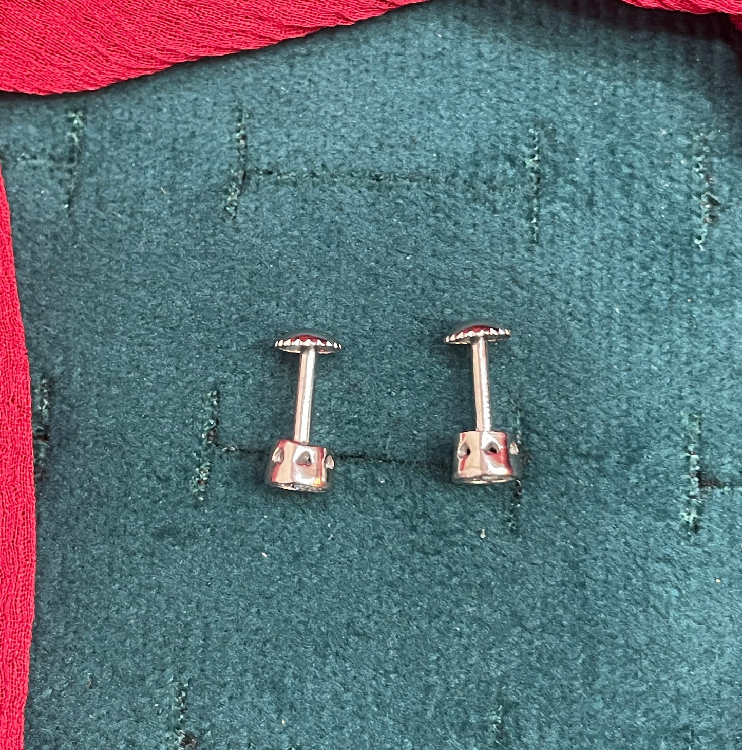 92.5 Silver Round Stone Studs Pair