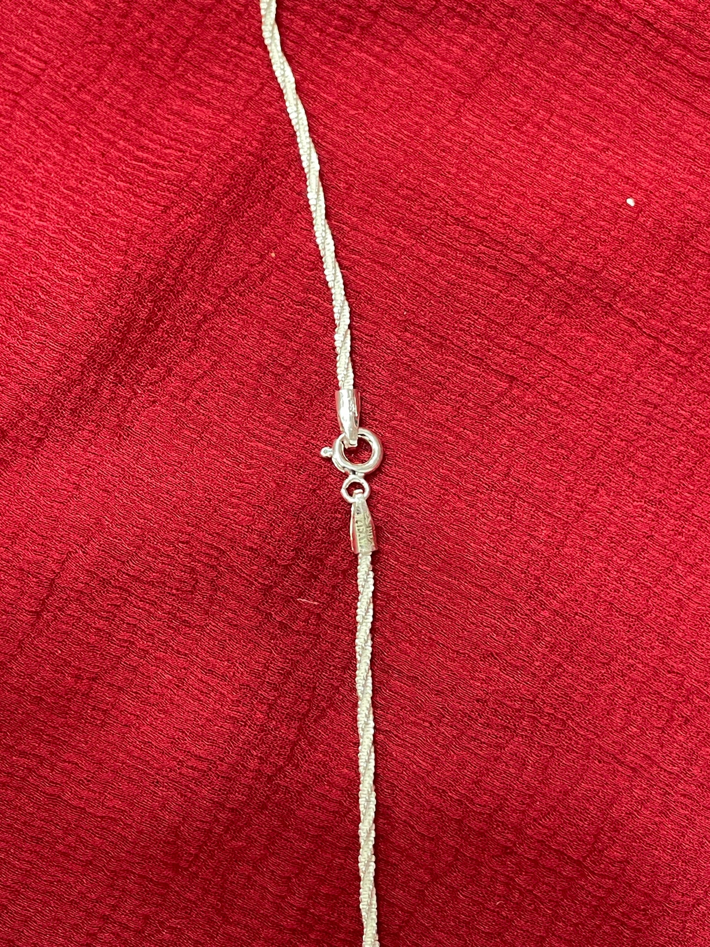 92.5 silver minimal stylish chain 18 inches