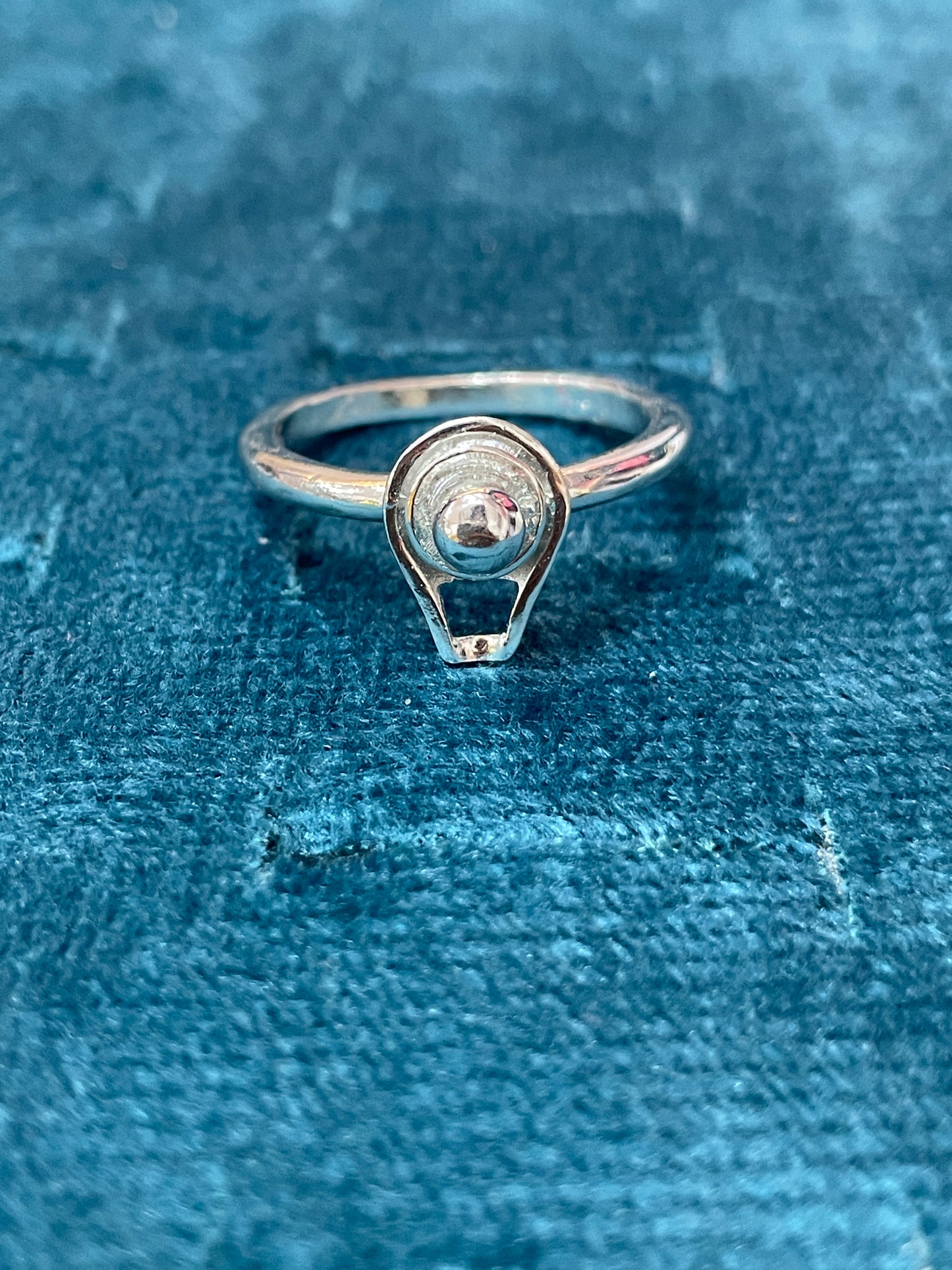 92.5 Silver Shivalingam Men’s Ring | Stylish Spiritual Design | Elegant Jewellery