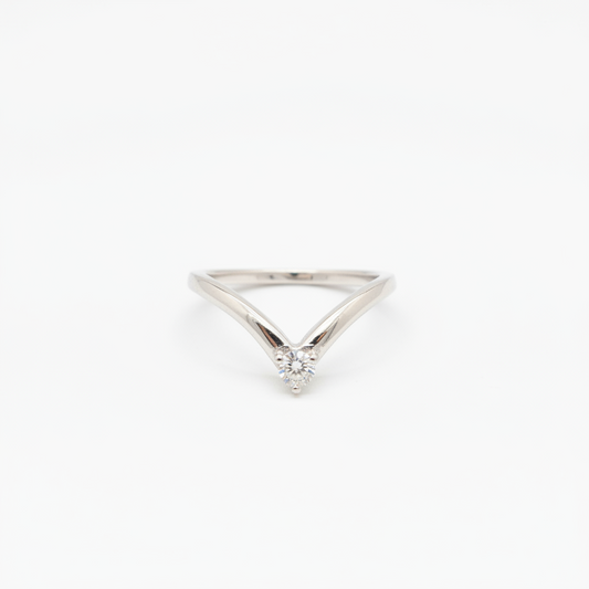 92.5 Sterling Silver CZ Solitaire Finger Ring