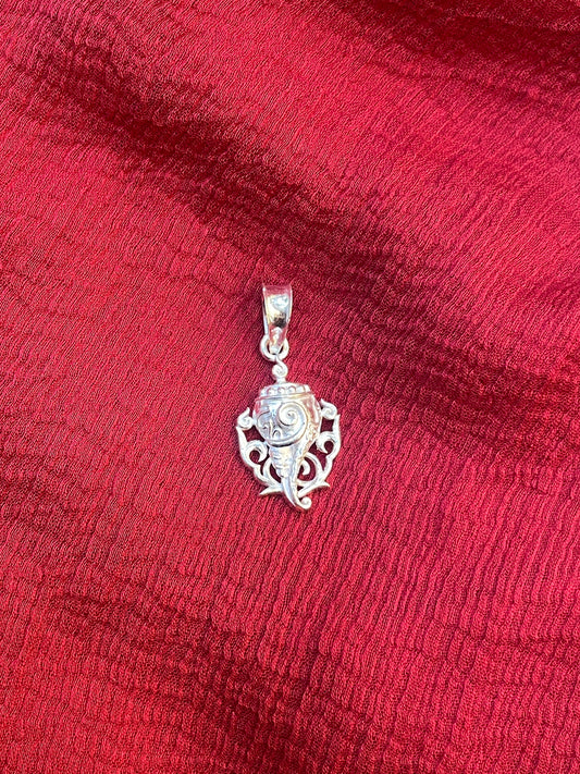 92.5 Silver Shankh Pendant for Men & Women | Sacred Conch Symbol Design | Spiritual Jewellery