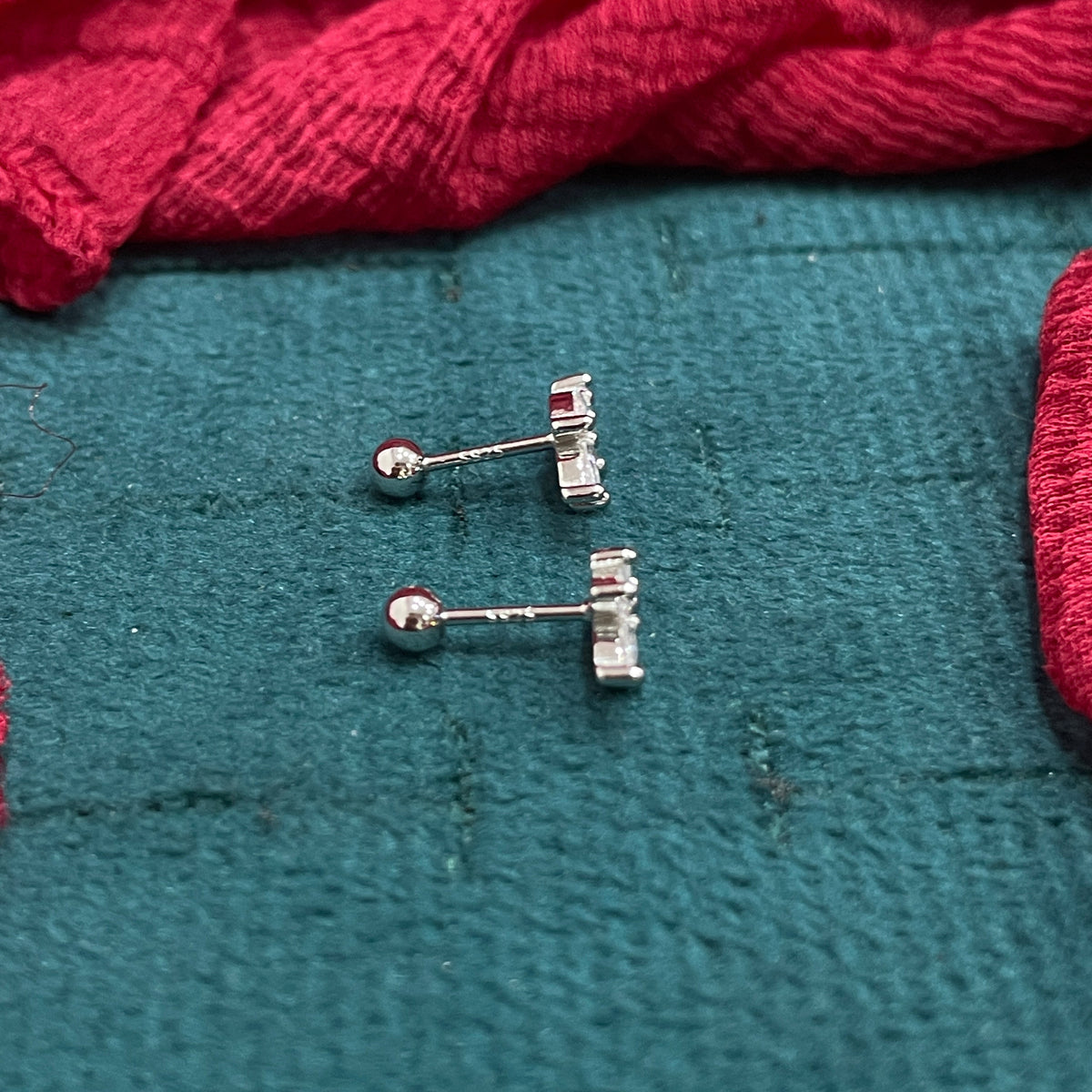 925 Silver Leaf Studs - Ball back pair