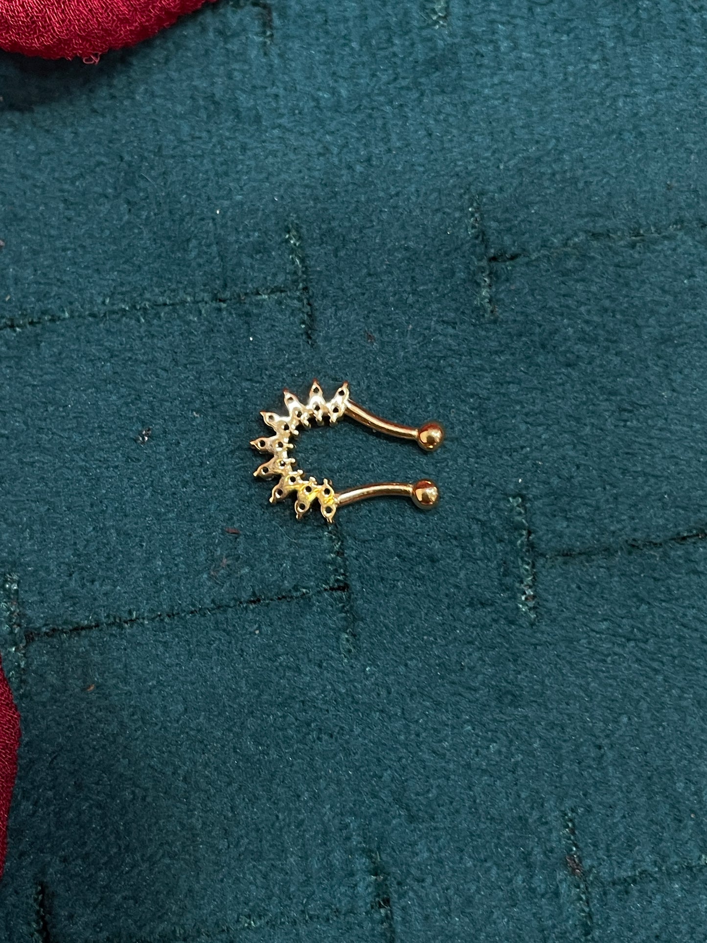 925 Silver Gold Plated 9 Petal Septum