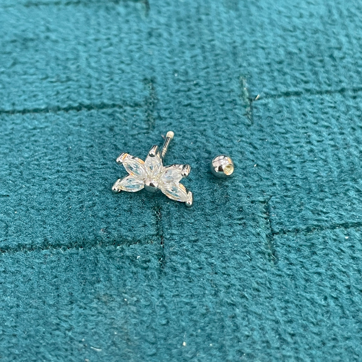 92.5 Silver Five Leaf Earrings | Minimal Floral Design | Jewellery pair