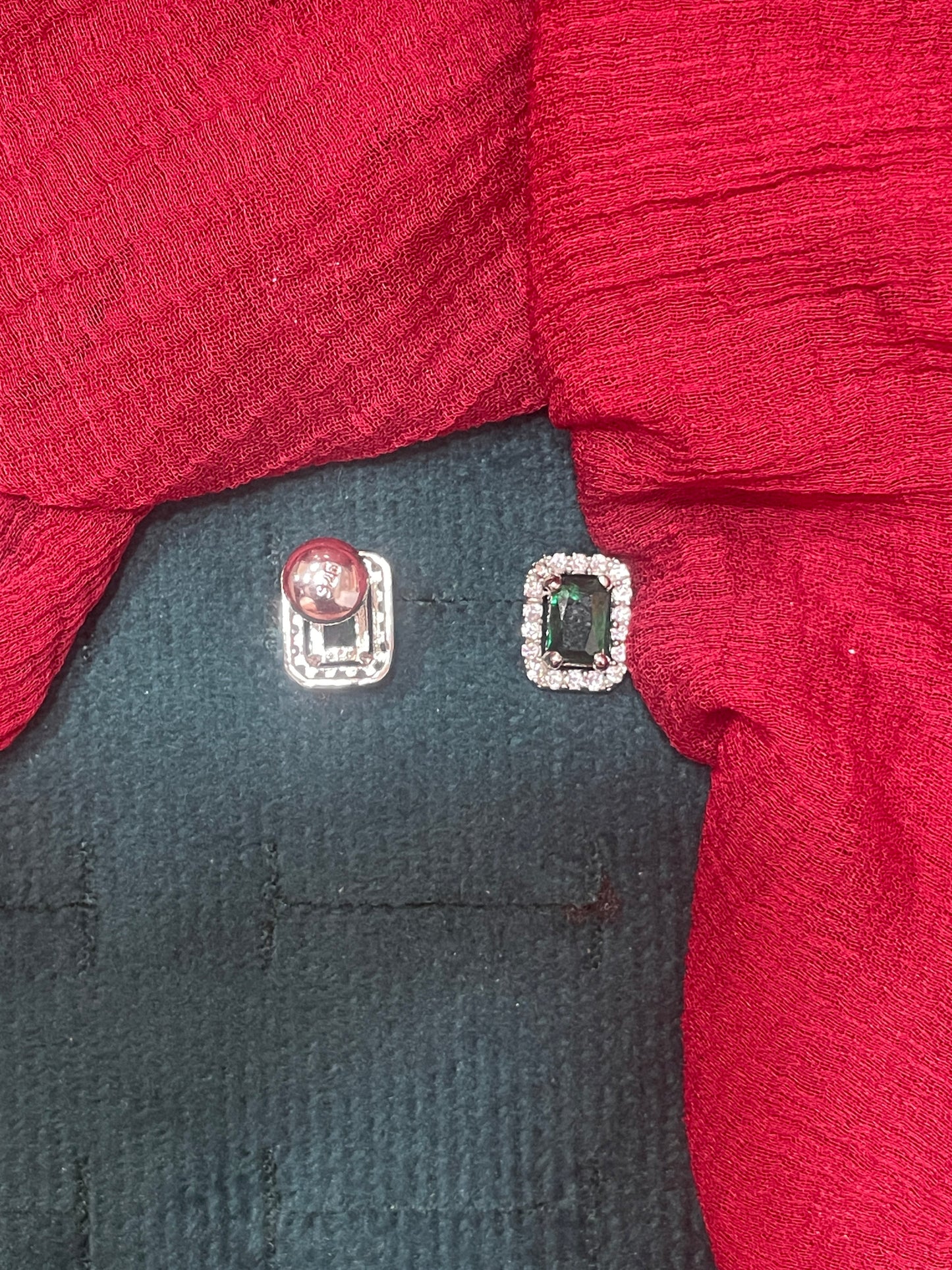 92.5 silver classy green stone earrings