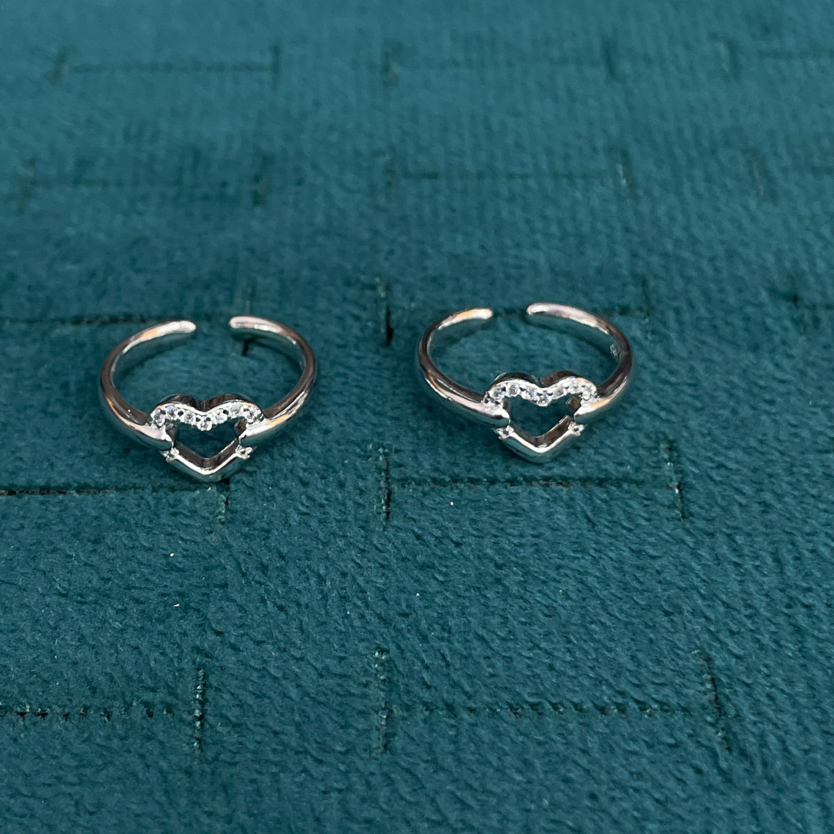 92.5 Sterling Silver CZ Open Heart Toe Rings for Women — Pair