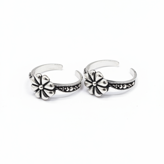 925 Sterling Silver Pyrite Flower Toe Rings for Women | Oxidised Floral Design