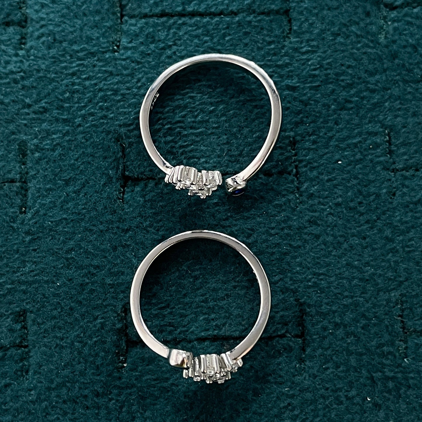 92.5 Silver 5 Stone Cross Cluster Adjustable Toe Rings for Women | Blue & White Stone Design