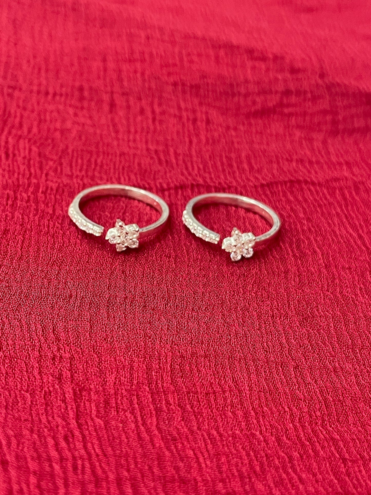 92.5 Silver Floral White Stone Toe Rings | Elegant Classic Design | Jewellery