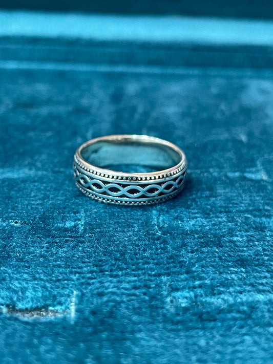 92.5 Silver Oxidised Men’s Ring Size 19 | Stylish Vintage Design | Elegant Jewellery