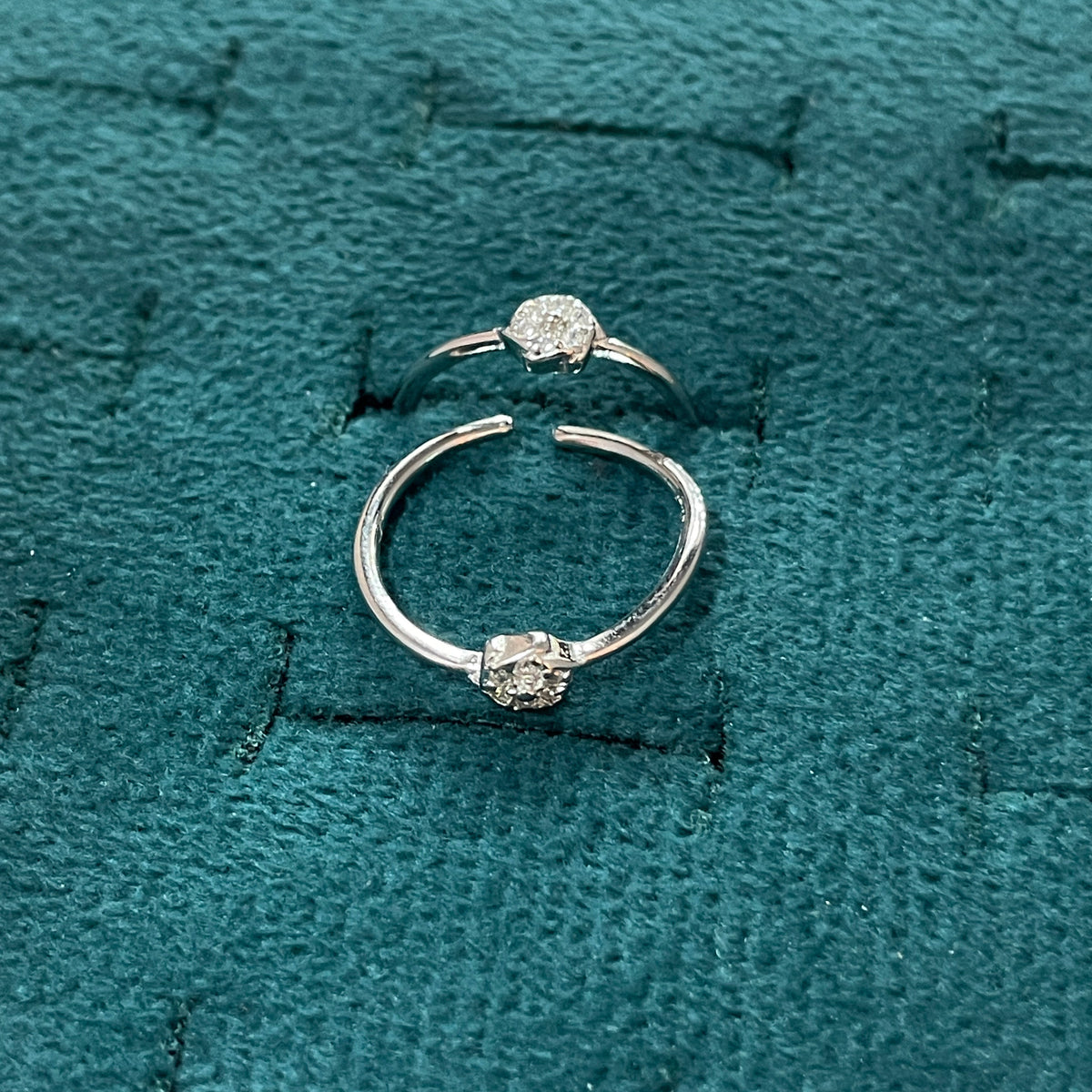 92.5 Sterling Silver Dainty Flower Toe Rings for Women | Floral Elegant Design