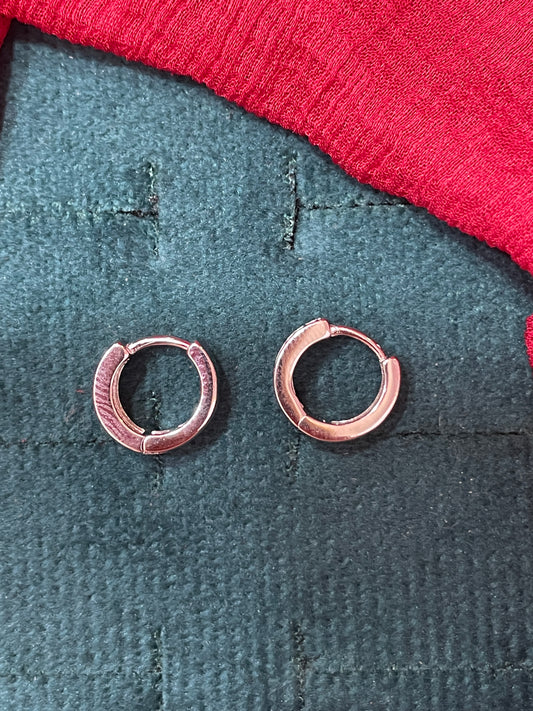 92.5 silver classy white stone double line Bali earrings for kids