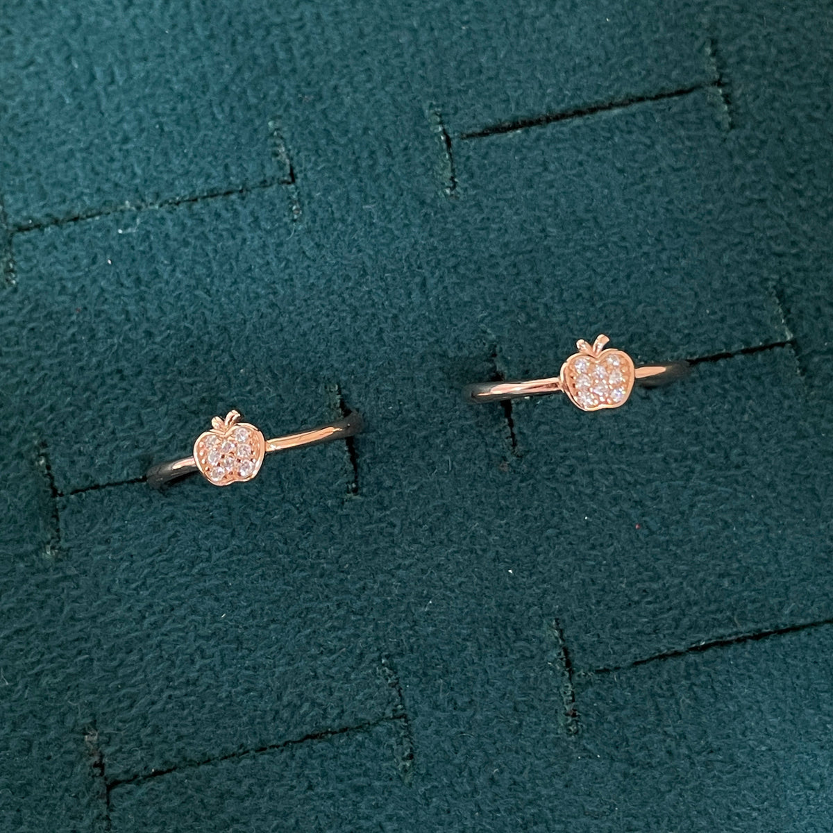 92.5 Silver Rose Gold Plated White CZ Apple Toe Rings