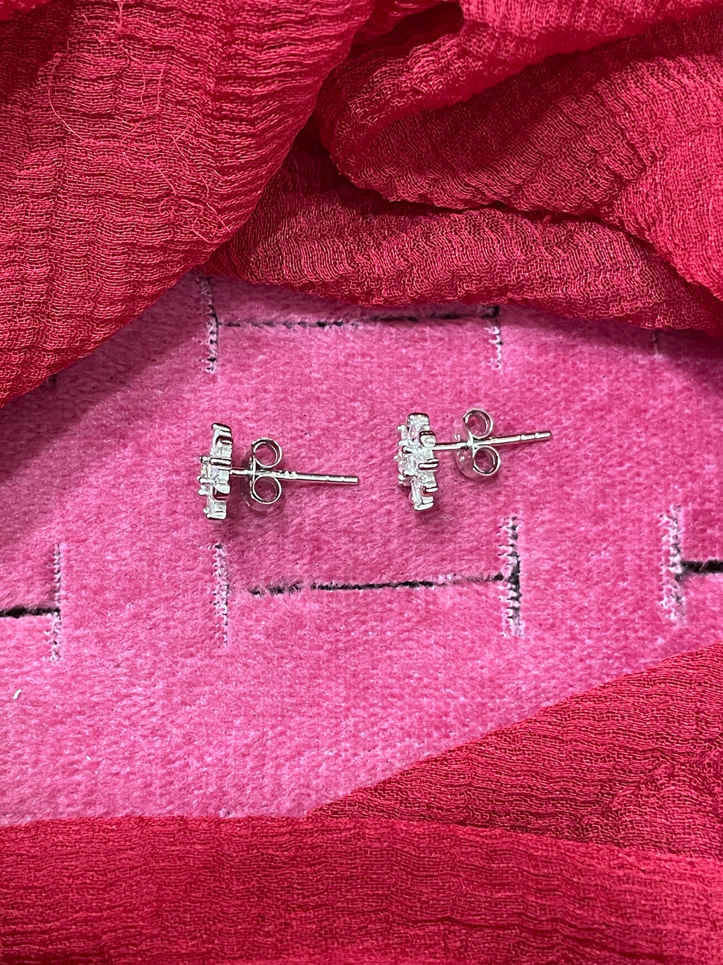 92.5 Silver Stylish Flower Studs | Elegant Floral Modern Design | Jewellery