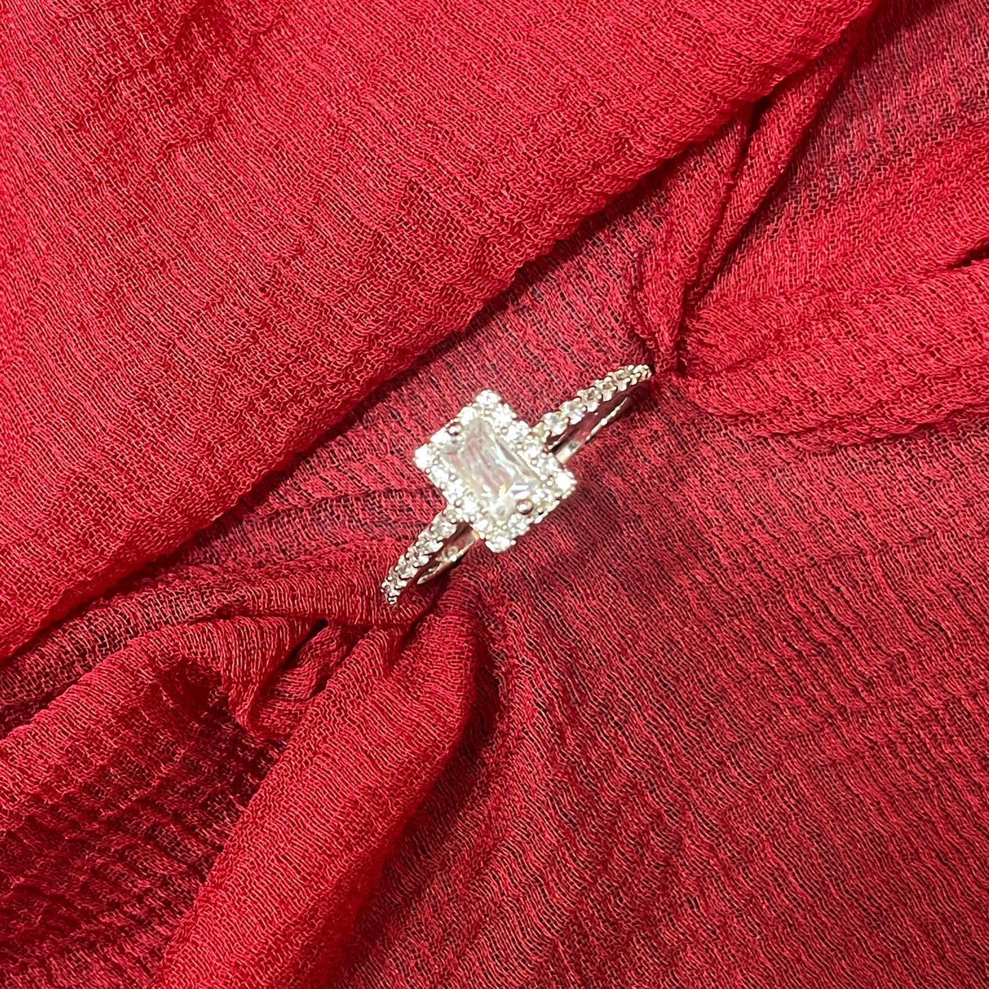 92.5 silver stylish square solitaire ring