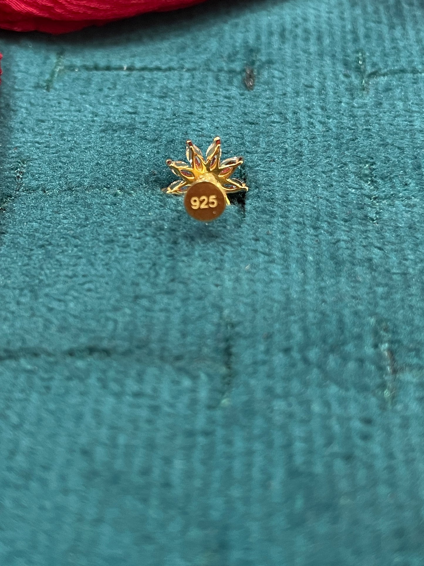 925 Silver Gold Plated Daisy Nosepin
