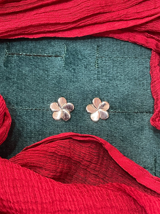 92.5 Silver Floral Earrings for Women | Stylish Elegant Design | Minimal Daily Wear Jewellery