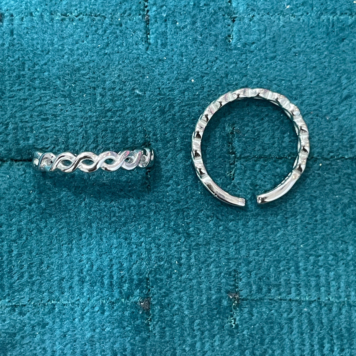92.5 Silver Twist Toe Rings | Stylish Modern Design | Elegant Foot Jewellery