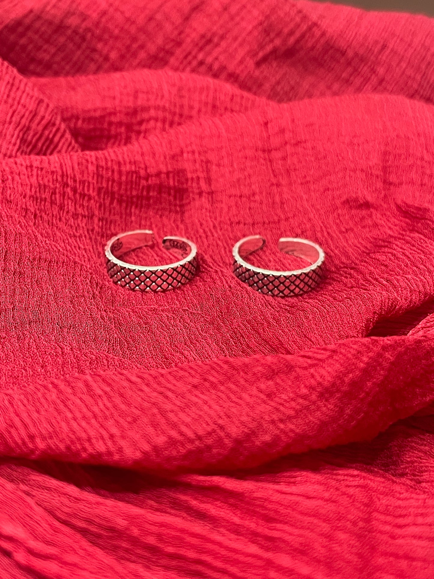 92.5 Silver Antique Oxidised Toe Rings for Women | Ethnic Adjustable Daily Wear Jewellery