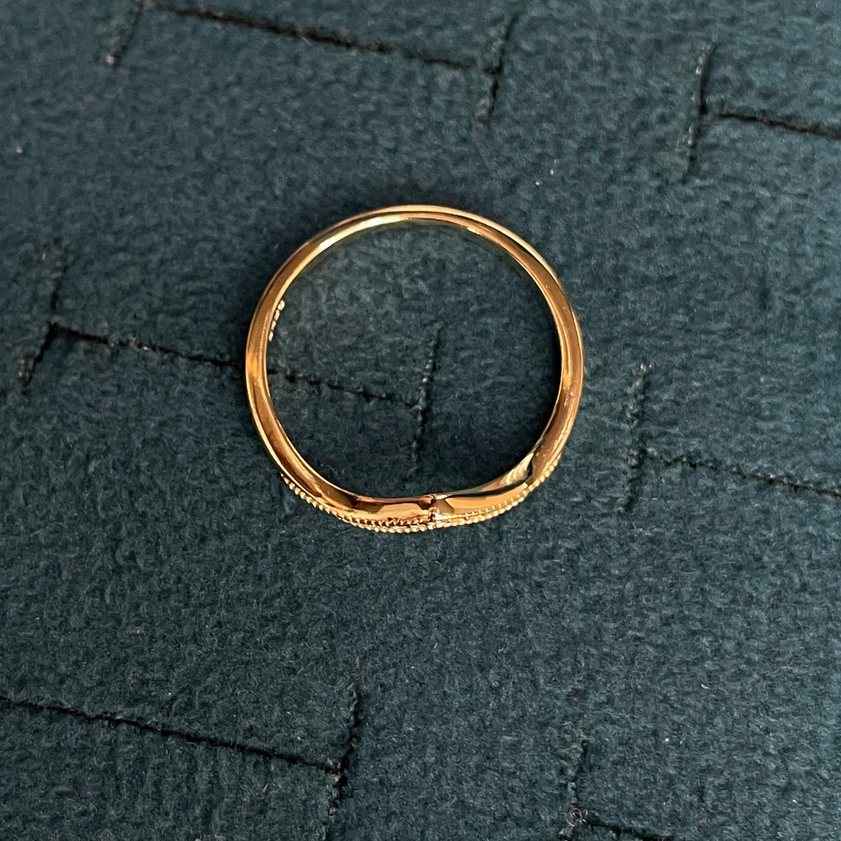 92.5 Sterling Silver Gold Plated V-Chevron Finger Ring