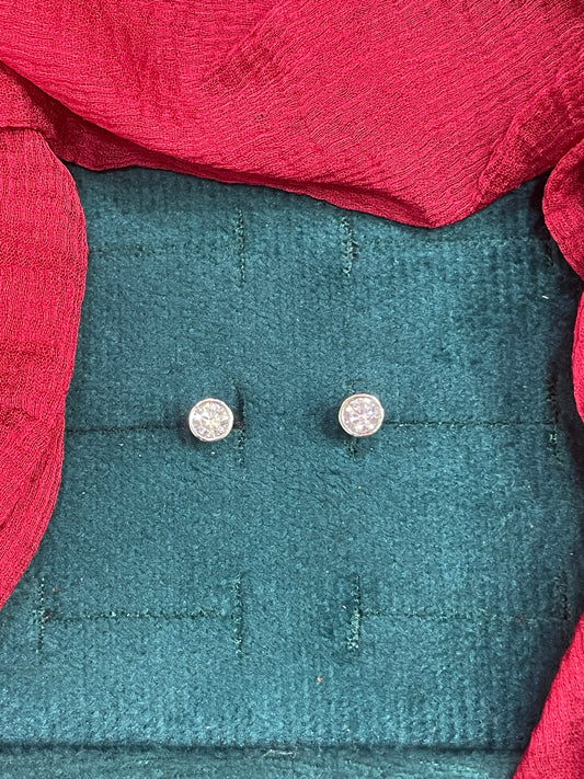 92.5 Silver Round Stone Studs Pair