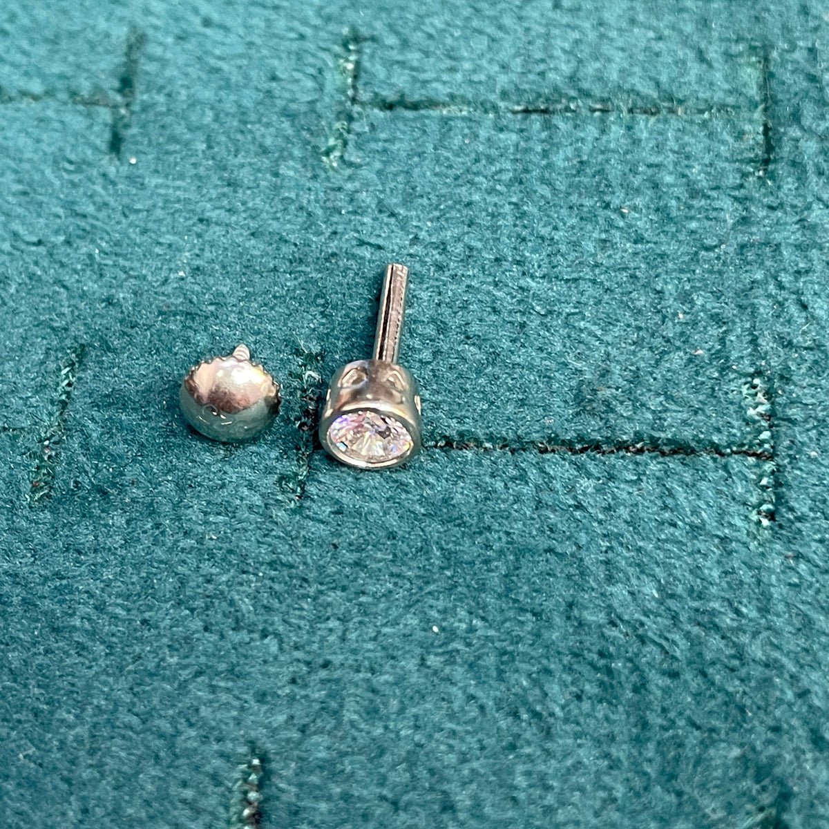 92.5 Silver Round Stone Studs Pair