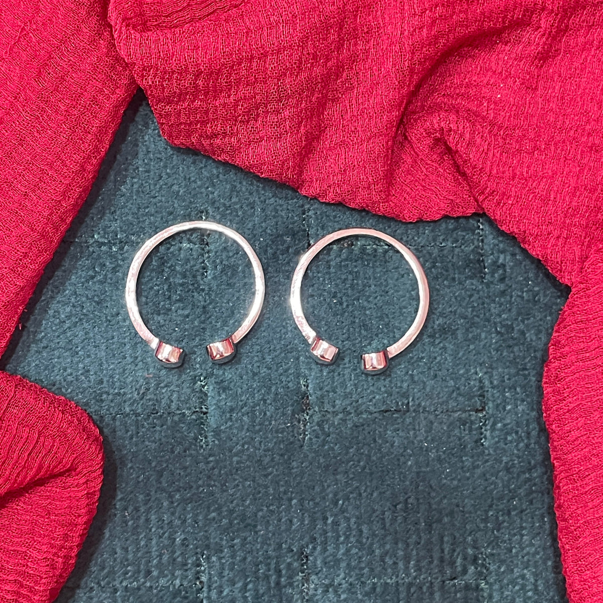 92.5 silver stylish ball toe rings