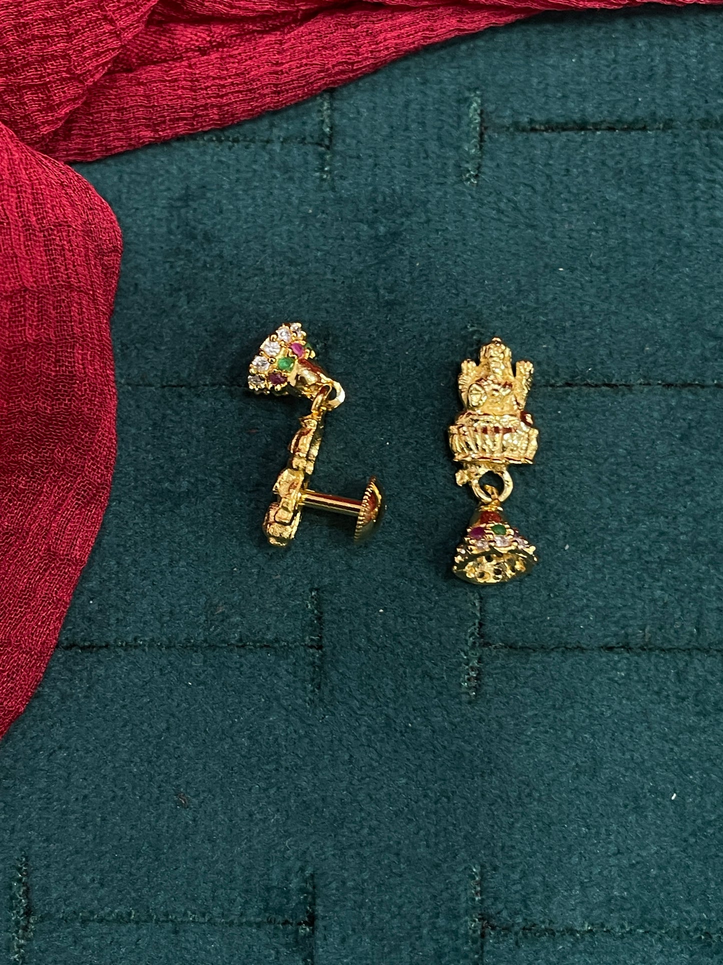 92.5 silver gold plated temple minimal earrings