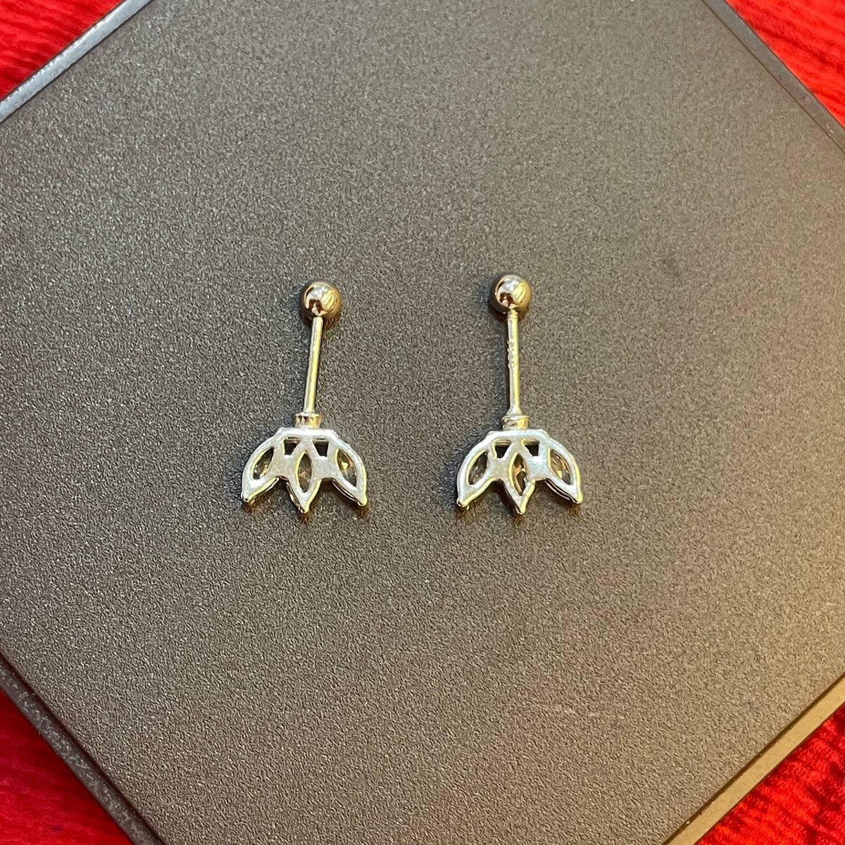 92.5 Silver Three Leaf Bugadi Pair for Women | Floral Helix Earrings | Minimal