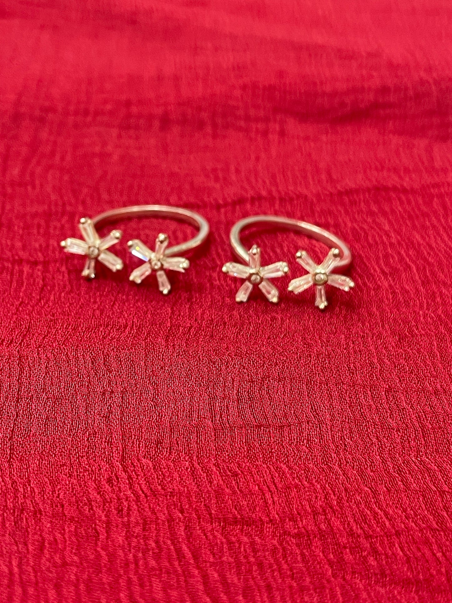 92.5 Silver Flower Toe Rings | Minimal Floral Design | Jewellery