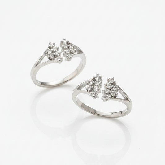 92.5 Silver Stone Cluster Clip Toe Rings for Women | V-Split Double Cluster Design