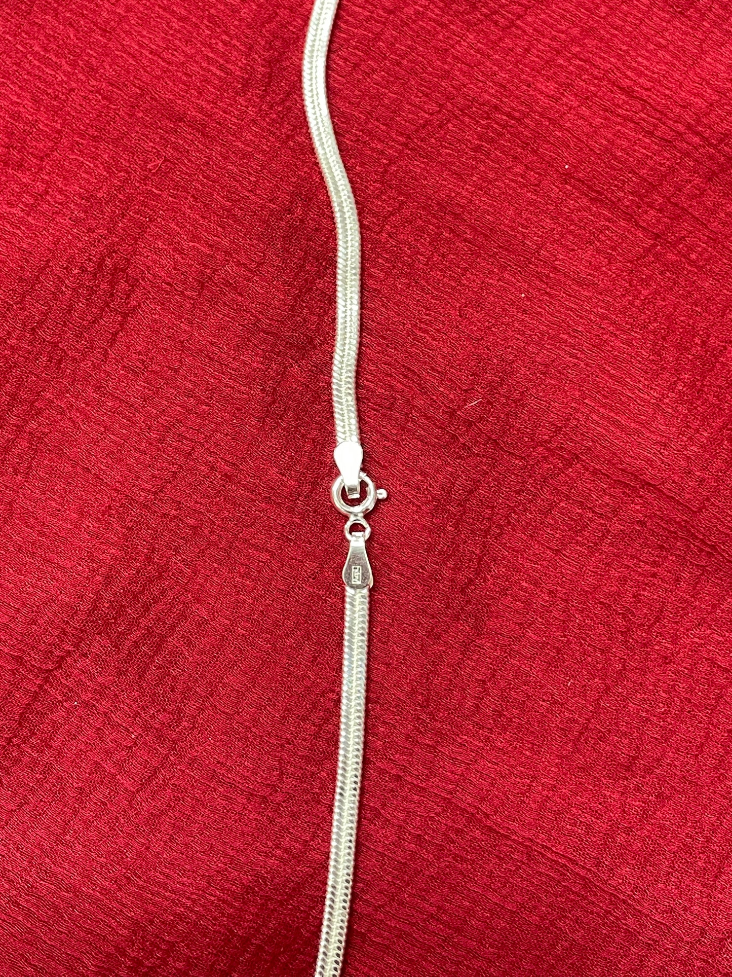 92.5 silver stylish Cuban chain 18 inches