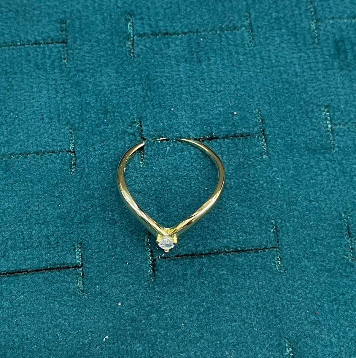 92.5 Sterling Silver Gold Plated CZ Solitaire Finger Ring