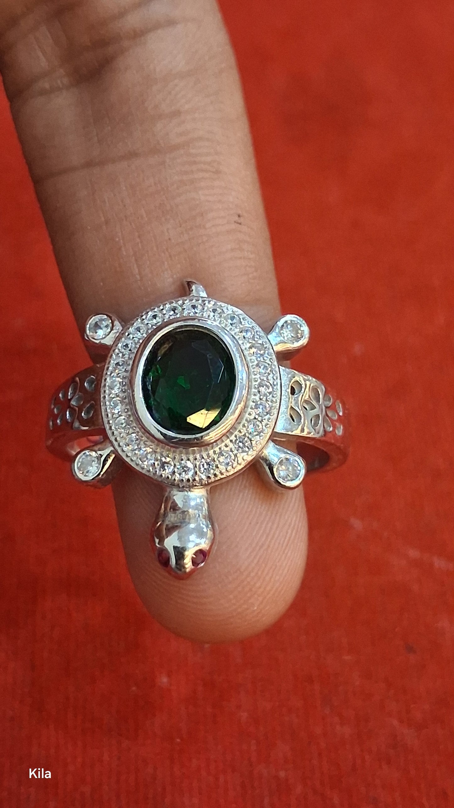 92.5 Silver Green Stone Tortoise Ring | Stylish Vibrant Design | Elegant Jewellery