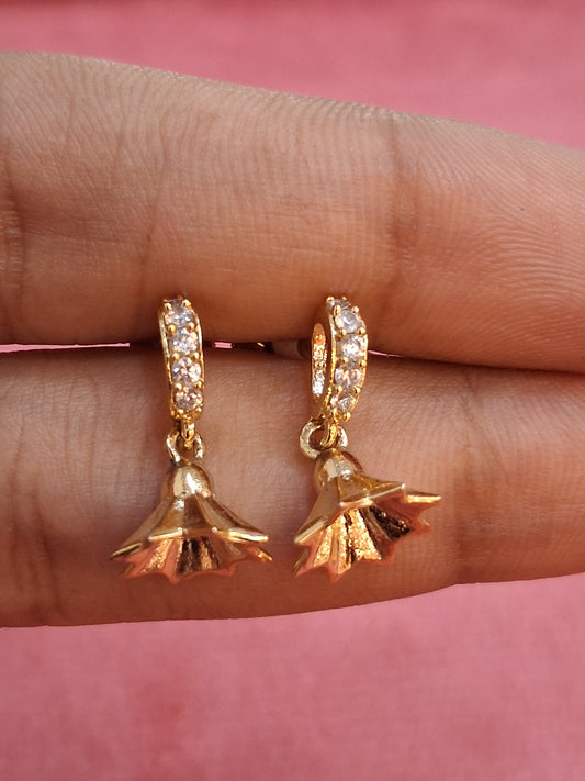 92.5 Silver Mini Oval Earrings | Minimal Stylish Design | Elegant Jewellery