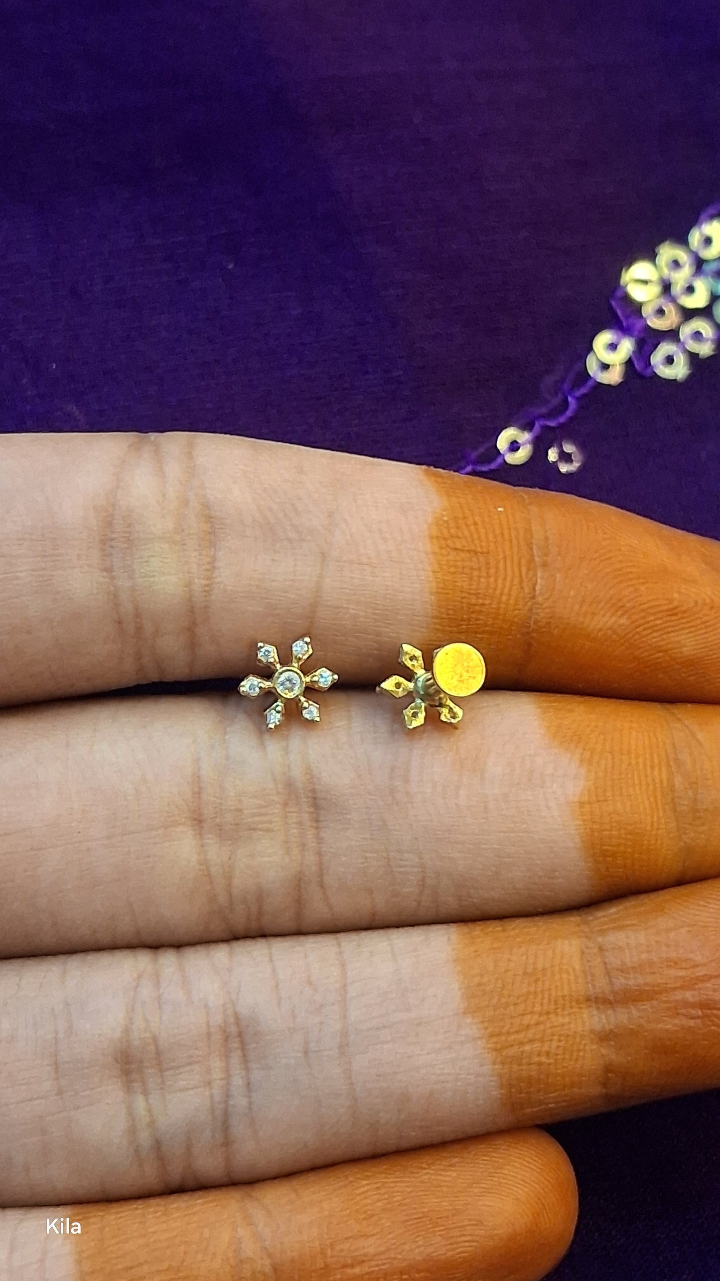 6 Petal Nose Pin (Single Piece) | Stylish Floral Design | Elegant Jewellery