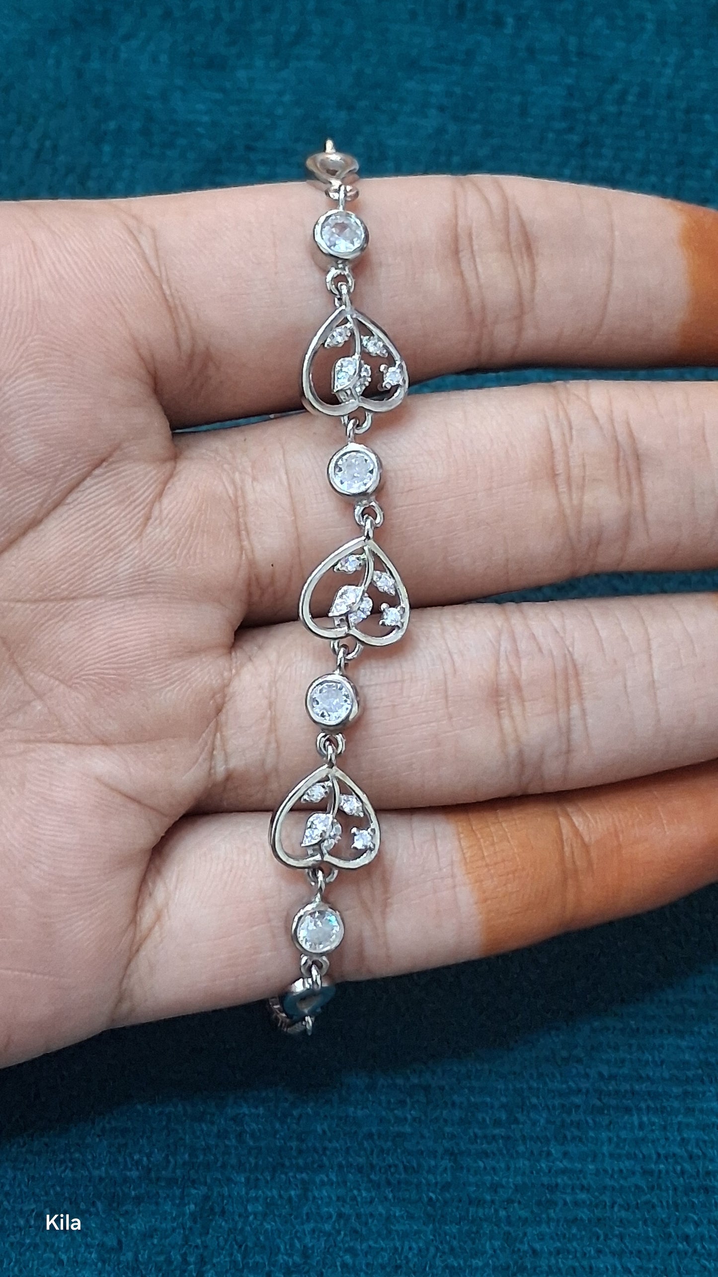 92.5 Silver Heart Bracelet | Stylish Premium Romantic Design | Elegant Jewellery