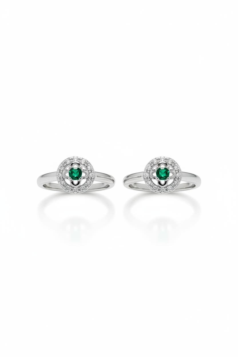 92.5 Silver Green Stone Halo Adjustable Toe Rings for Women | Circular Halo Design