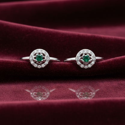 92.5 Silver Green Stone Halo Adjustable Toe Rings for Women | Circular Halo Design