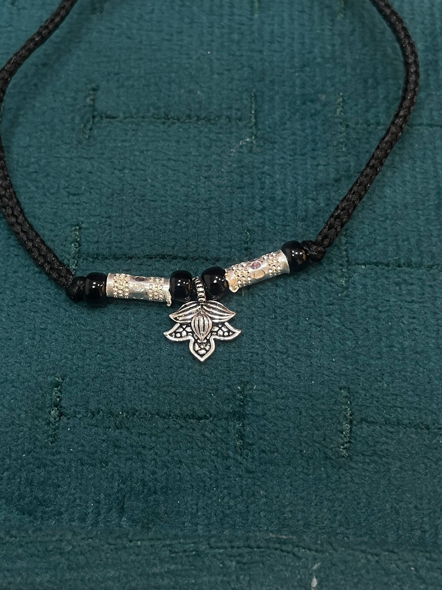 92.5 Sterling Silver Oxi Lotus Thread Anklet -Single pc