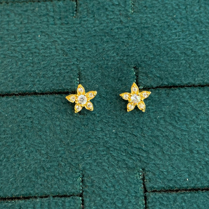 92.5 Silver Gold Plated White CZ Flower Stud Earrings for Women