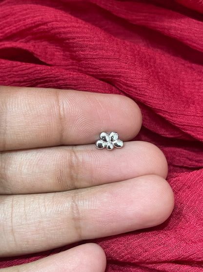 92.5 Silver Simple Flower Earrings for Women | Stylish Minimal Floral Design | Elegant Daily Wear Jewellery