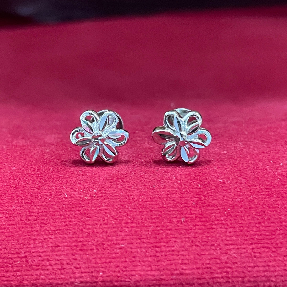 92.5 Silver Minimal Flower Stud Earrings for Women | Delicate Floral Design | Elegant Jewellery pair