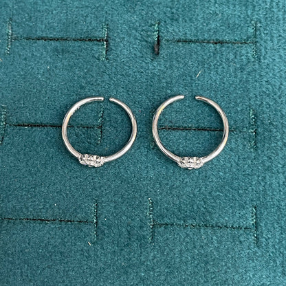 92.5 Sterling Silver CZ Sunflower Petal Toe Rings for Women