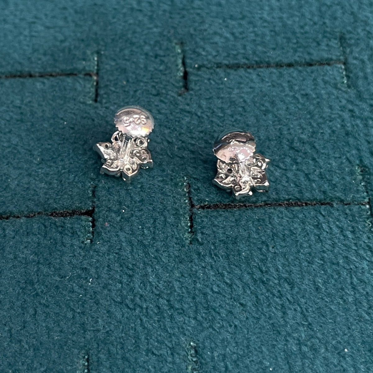 92.5 Silver Clear Stone Flower Stud Earrings Pair