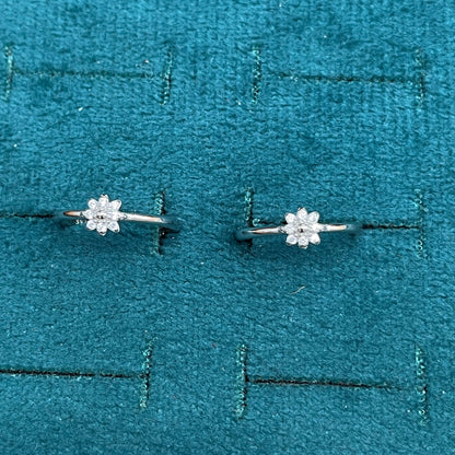 92.5 Sterling Silver CZ Daisy Cluster Flower Toe Rings for Women