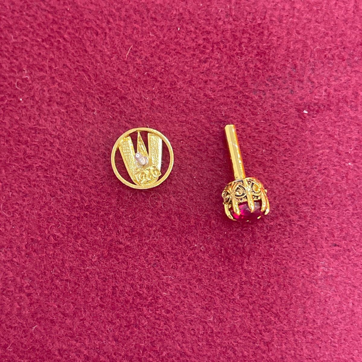 92.5 Silver Gold Plated Govinda Namalu Reversible Stud Single Piece